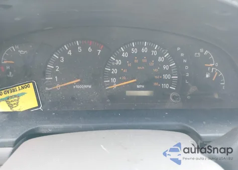 2000 Toyota Tundra Sr5 V8 z USA, uszkodzony, nr VIN 5TBRT3414YS044197